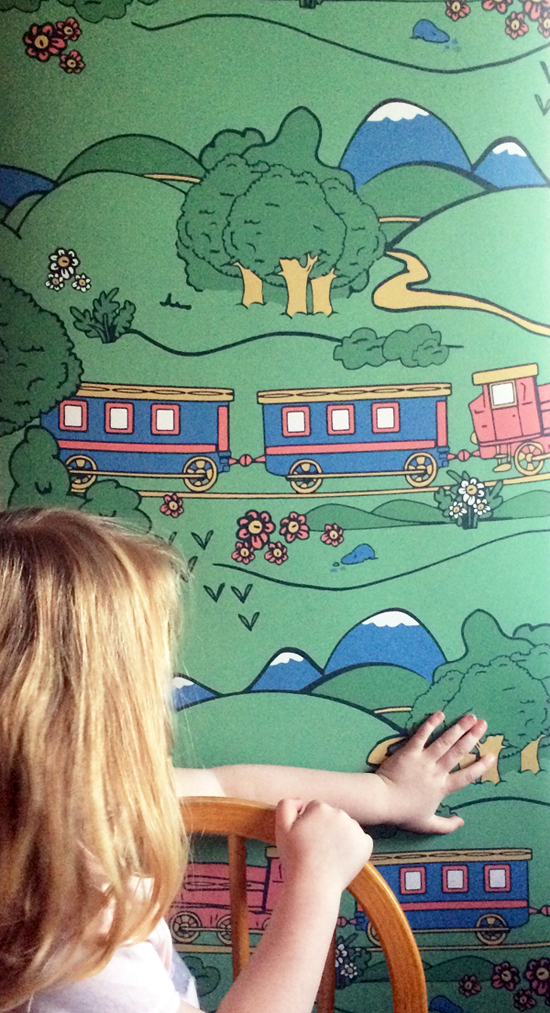 Wallpaper Train
